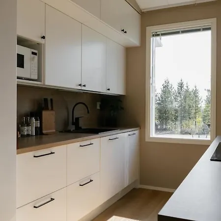 Huoneisto Nordic Pine By Booklapland *